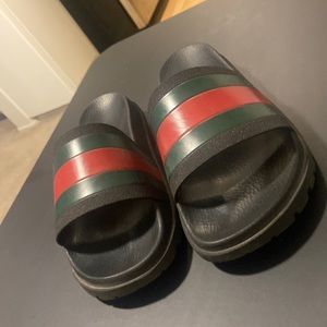 Gucci Men's Web rubber slide sandal